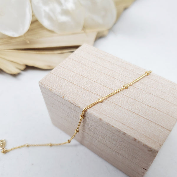 Satellite bracelet