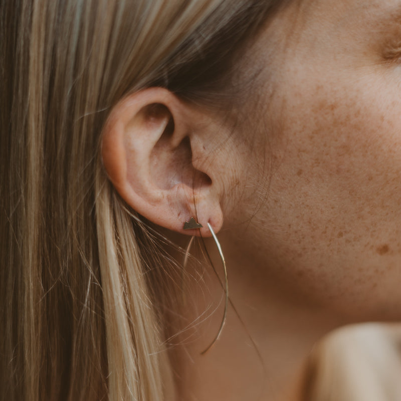 Curve threader earrings