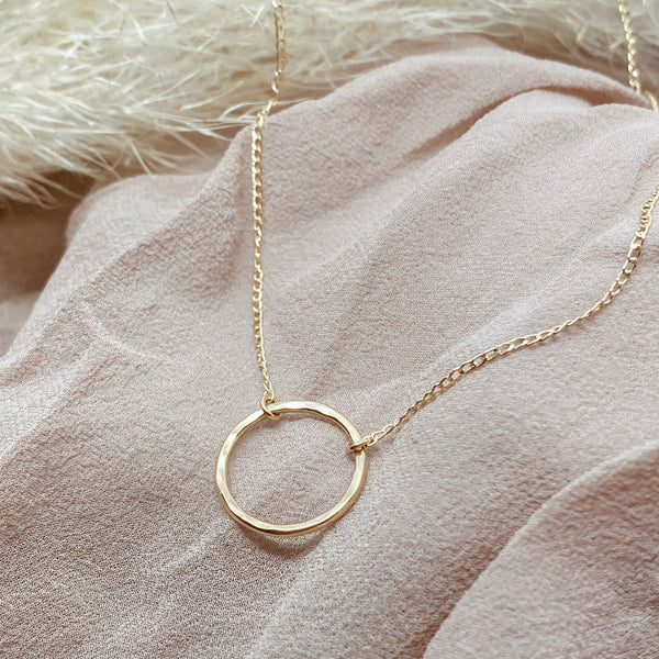 Circle necklace