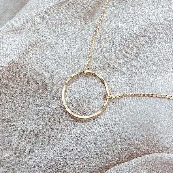 Circle necklace