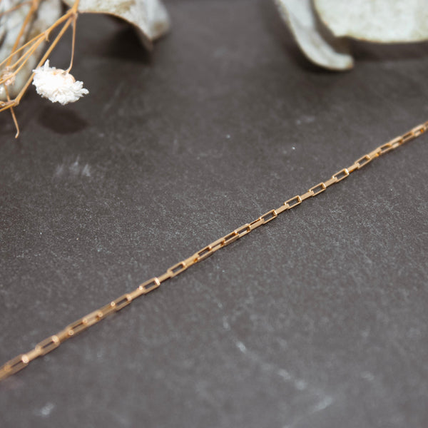 elongated box chain