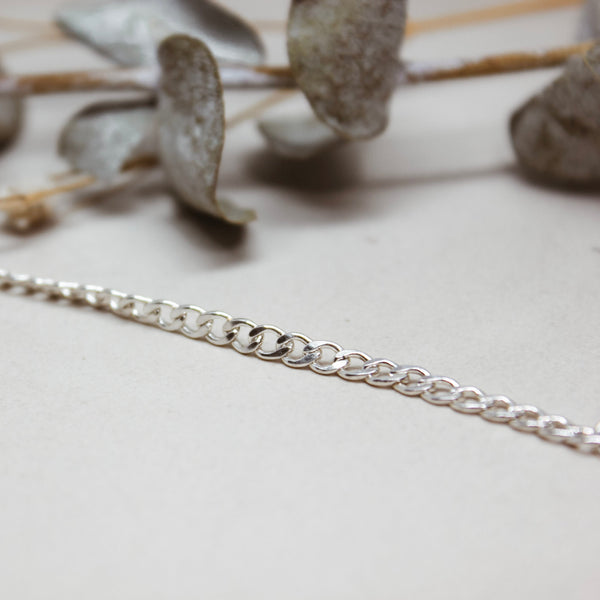 Large curb chain bracelet