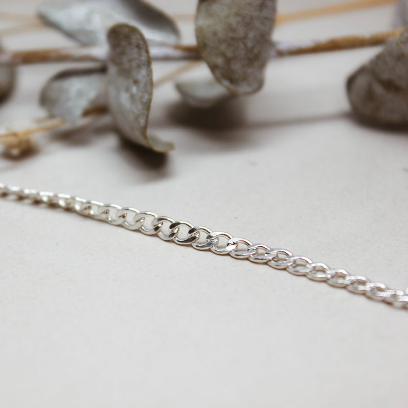 Large curb chain bracelet