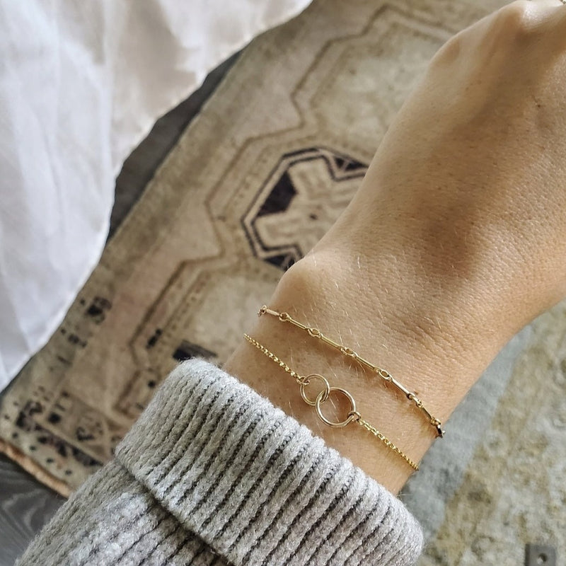 Friendship circle bracelet
