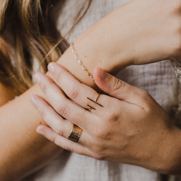 Double Line Ring