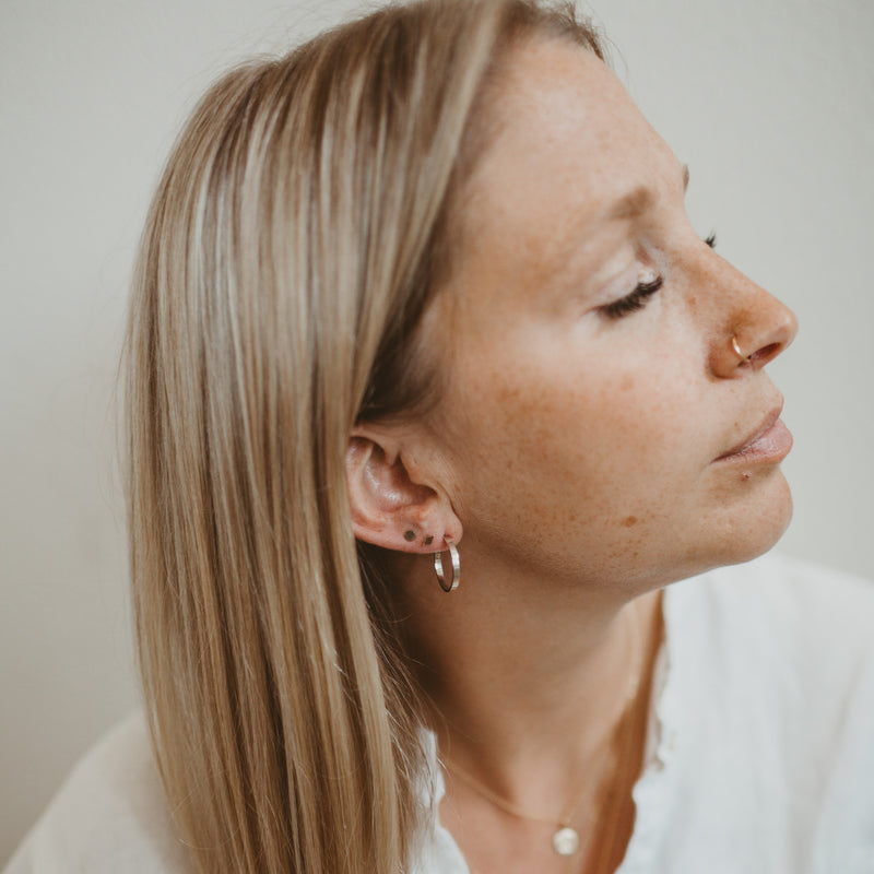 Medium wide hoops